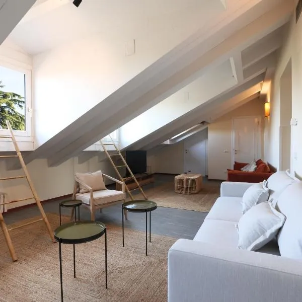 Lux Penthouse Palestro、ミラノのホテル