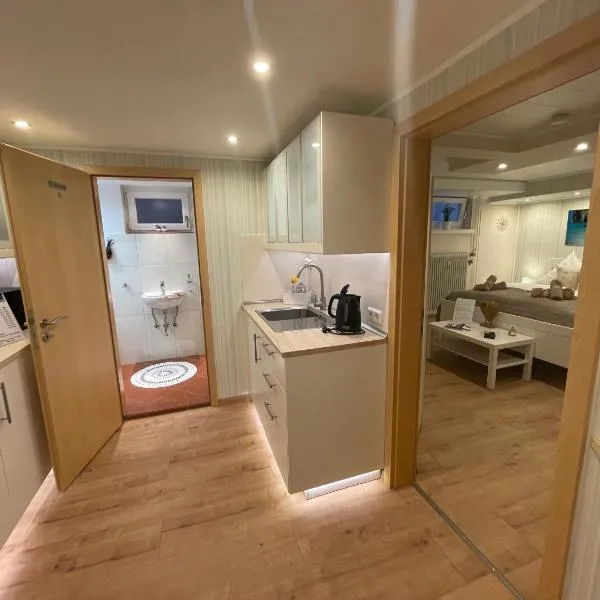 Moderne Ferienwohnung Zur Schlosshöhe, hotel u gradu Lizer