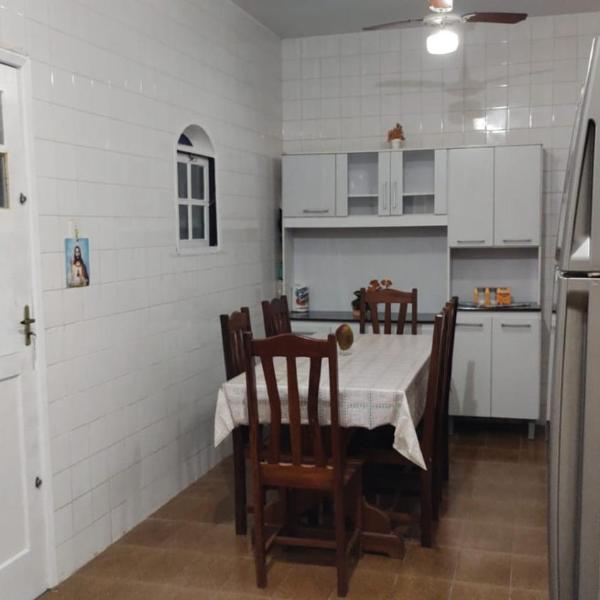 A Casa para a sua Família em Iguaba Grande, até 8 pessoas, Centro, perto de tudo - Foto 4