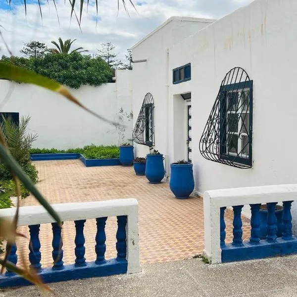Magnifique petite villa a 1 min de la plage, hotel in Essaouira