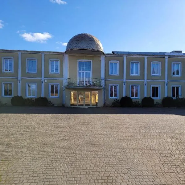 Dworek Sobieskiego，斯凱爾涅維采的飯店