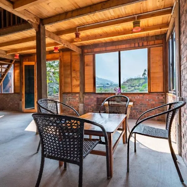 Dog Friendly Bed and breakfast $Sa Pa - $River mountain view homestay