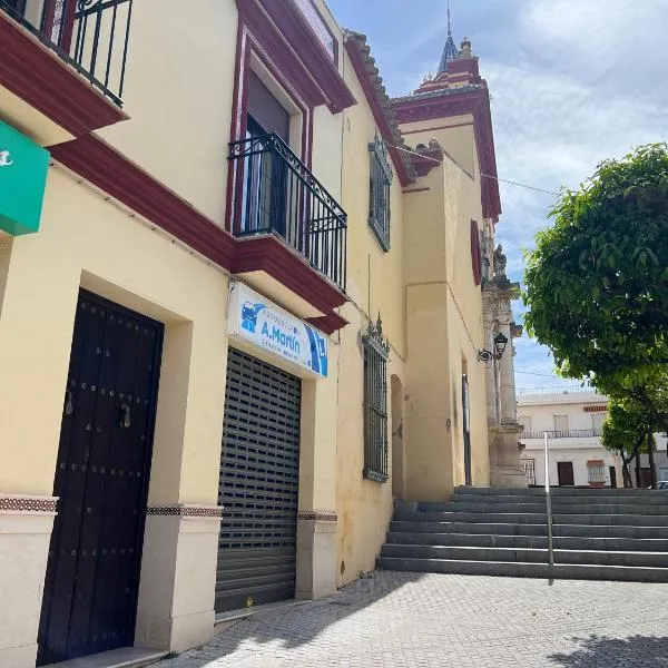 Apartamento Duplex El Porche, hotel u gradu Marchena