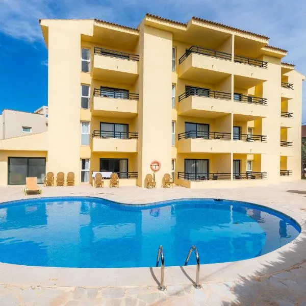 Apto con Terraza 401, hotel in Cala Millor