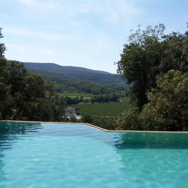 Camping Ibie, hotel v destinaci Lagorce
