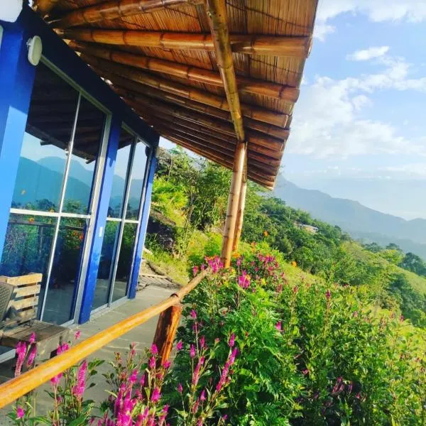 Cabañas Mirador La Roca, viešbutis mieste Melgaras