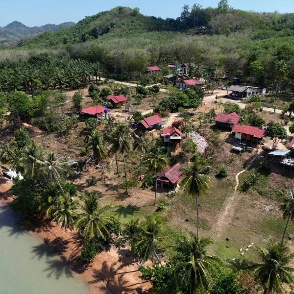 Leam Sai Bungalows Koh Yao Noi, hotel in Ko Yao Noi