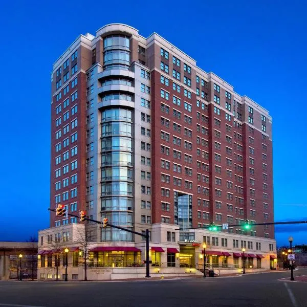 Residence Inn Alexandria Old Town South at Carlyle, hotel sa Alexandria