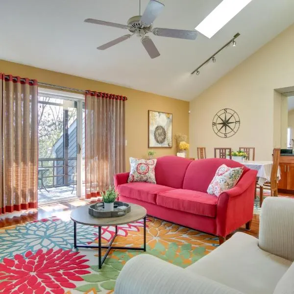 2 Mi to Ocean Rehoboth Beach Condo with Pool Access, hotel in Rehoboth Beach