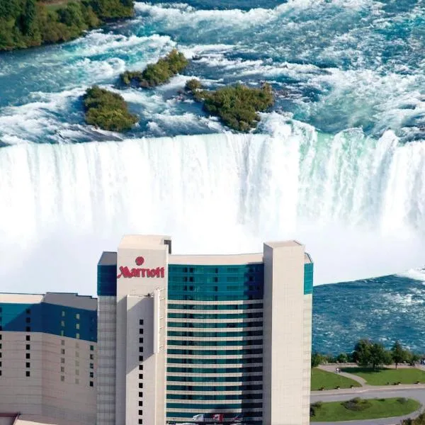 マリオット ナイアガラ フォールズ フォールビュー ホテル ＆ スパ（Niagara Falls Marriott Fallsview Hotel & Spa）、ナイアガラ・フォールズのホテル