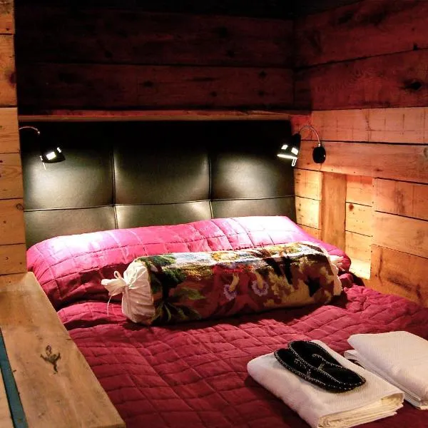 Guesthouse 1x6, hotel v Keflavíku