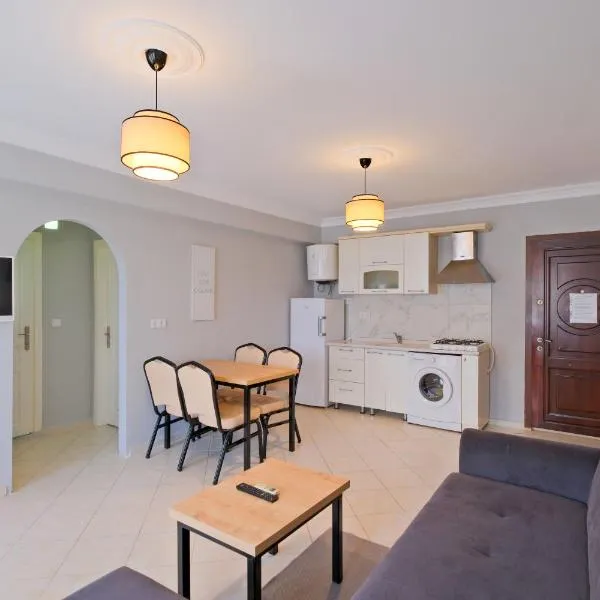 Gold Lion Apart Hotel, hotel in Oludeniz