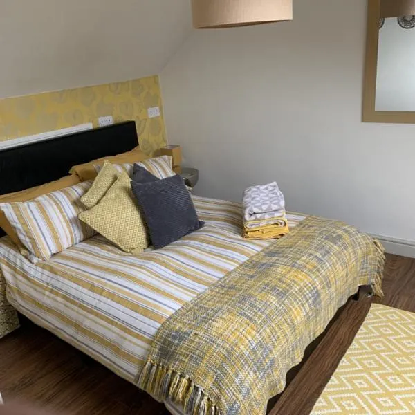 First floor Pad Carterton near Burford, hotel v destinaci Shilton