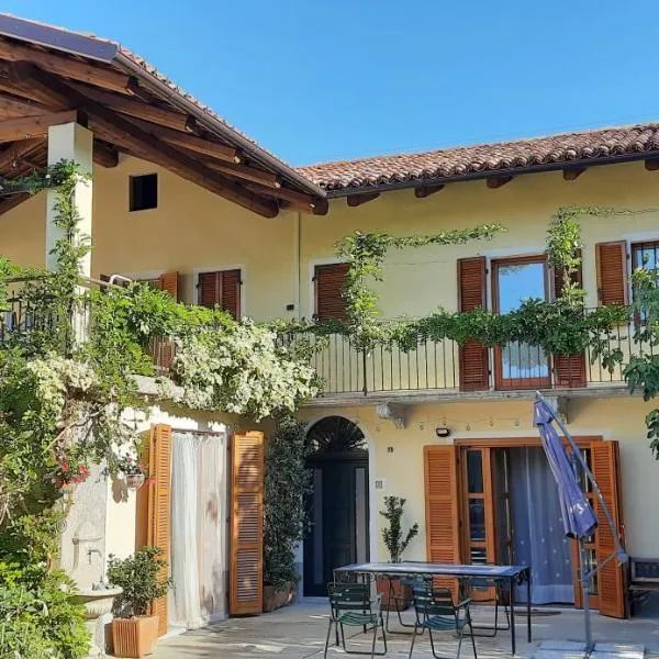 Il Giardino del Gallo, hotel v destinaci Cherasco