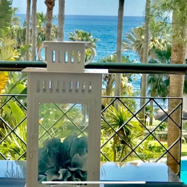 MI CAPRICHO 9C BEACHFRONT- Apartment with sea view - Costa del Sol, hotel v destinácii La Cala de Mijas