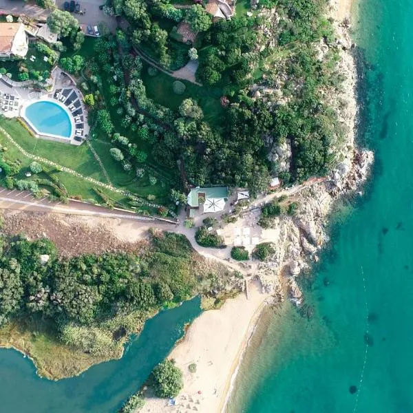 L'Ea Bianca Luxury Resort, hotel em Abbiadori