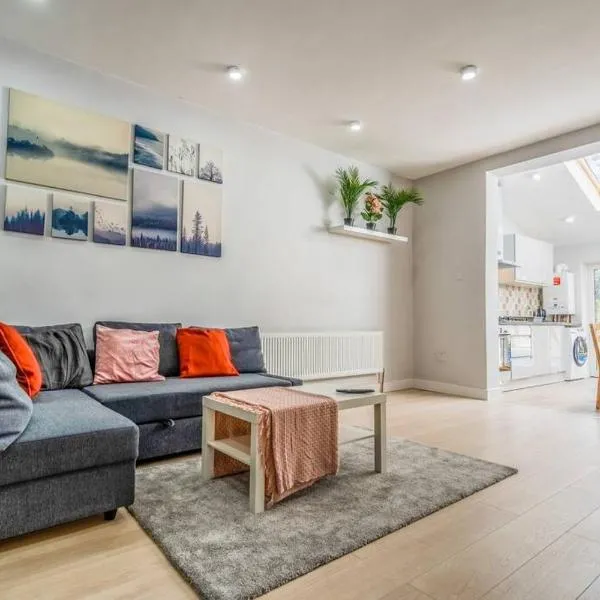 Lavish 2- bedroom Flat with Free Parking, hotel em Birmingham