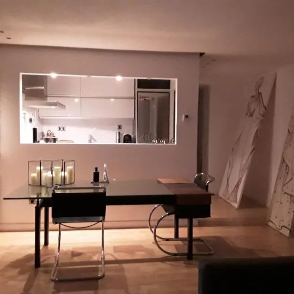 Loft luminoso y céntrico, hotel in Zaragoza