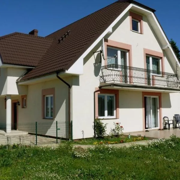 Family Homes - Bed & Bike Guesthouse, hotel v destinaci Łebcz
