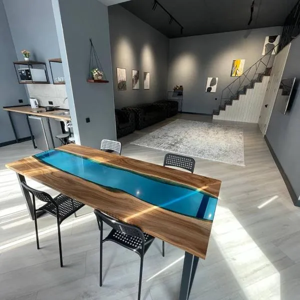 Promenade Burabay halal-apartments (no alcohol, no unmarried couples)), khách sạn ở Hồ Borovoye