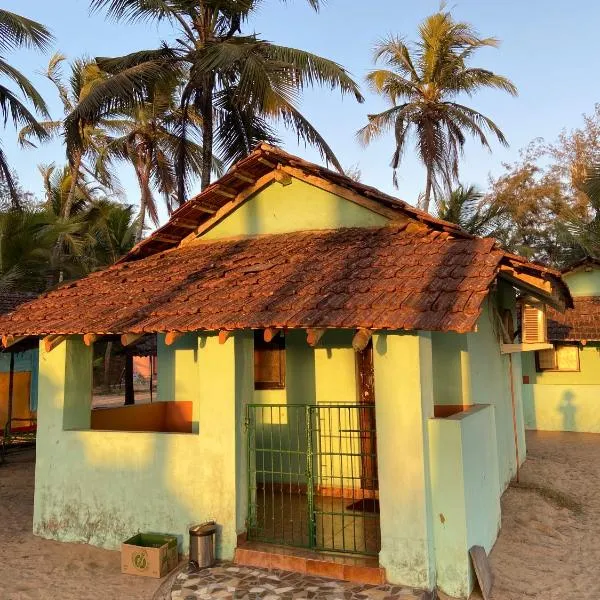 Castello's Coco Huts, hotel a Benaulim