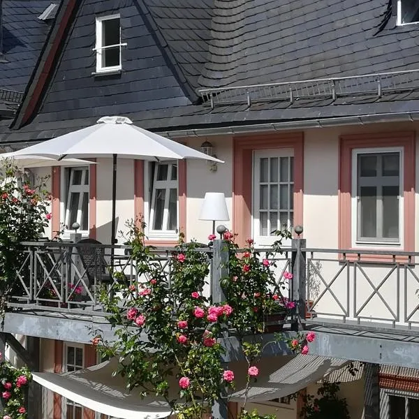Künstler Ferienwohnung am Weilburger Schloss, Marktplatz 9, hotel u gradu 'Weilburg'