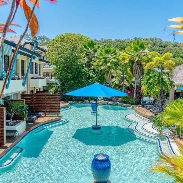 Magnificent 2 bed unit in heart of Port Douglas, hotel in Mossman