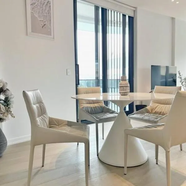 City view designed apartment in Bondi Junction