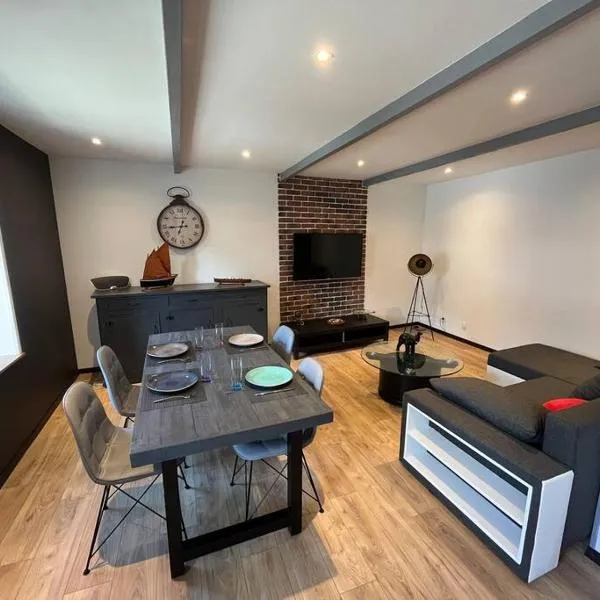 36 avenue de la gare, hotel in Concarneau