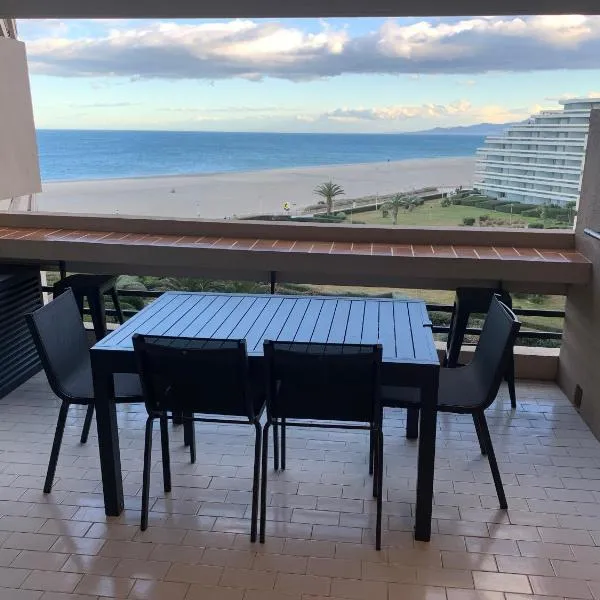 VUE SUPERBE SUR LA GRANDE BLEUE, hotel v destinaci Canet-en-Roussillon