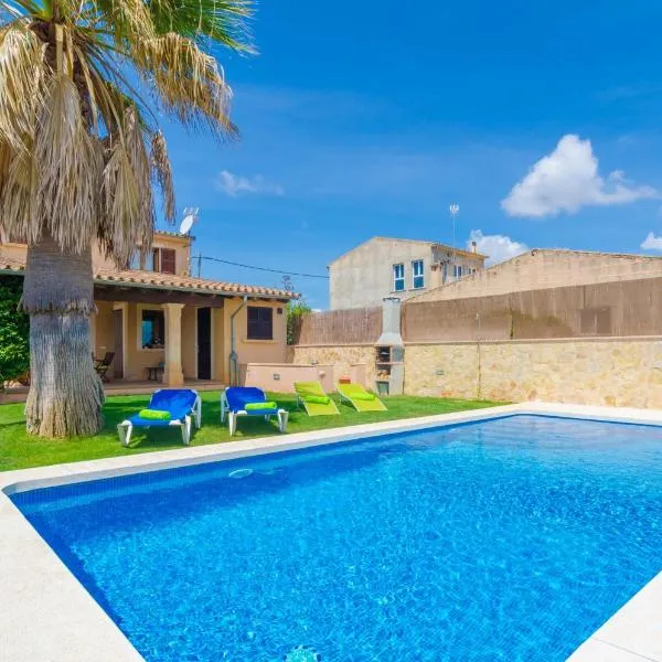 Carles – hotel w mieście Vilafranca de Bonany