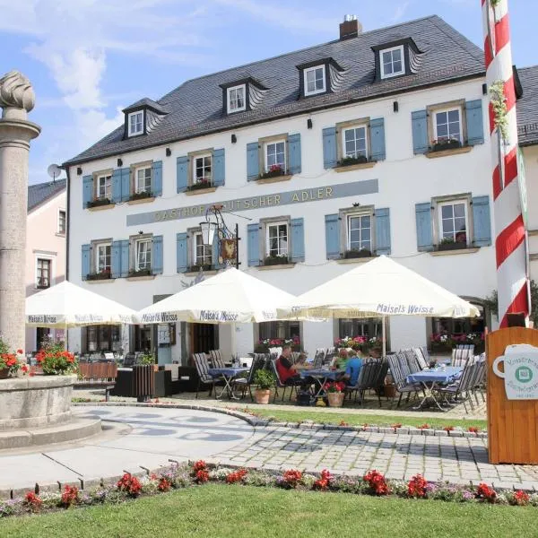 Gasthof Deutscher Adler und Hotel Puchtler、ヴァルメンシュタイナハのホテル