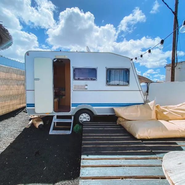 Glamping Caravan Lanzarote, hotel v destinácii Tinajo