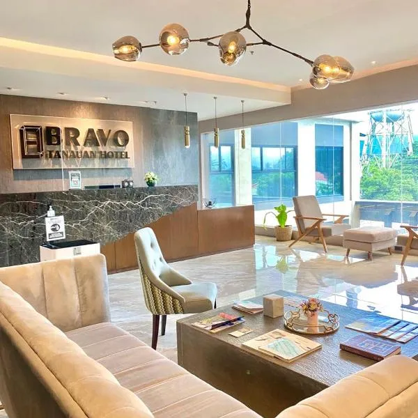 Bravo Tanauan Hotel, hotel en Tanauan