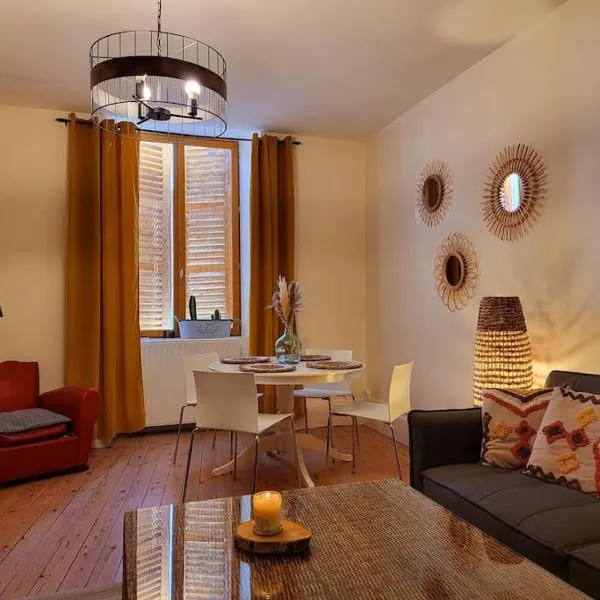 Duplex bohème chic, hotel di Gannat