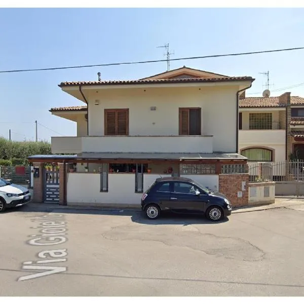 민투르노에 위치한 호텔 Civico 101