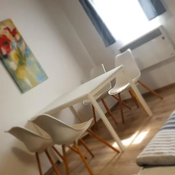 Rókafalvi Vendégház, hotel v destinaci Fertöd