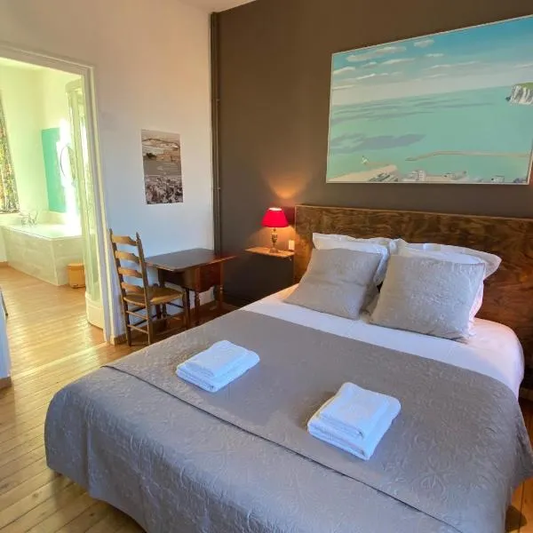 La Chambre Claire – hotel w mieście Ponts-et-Marais