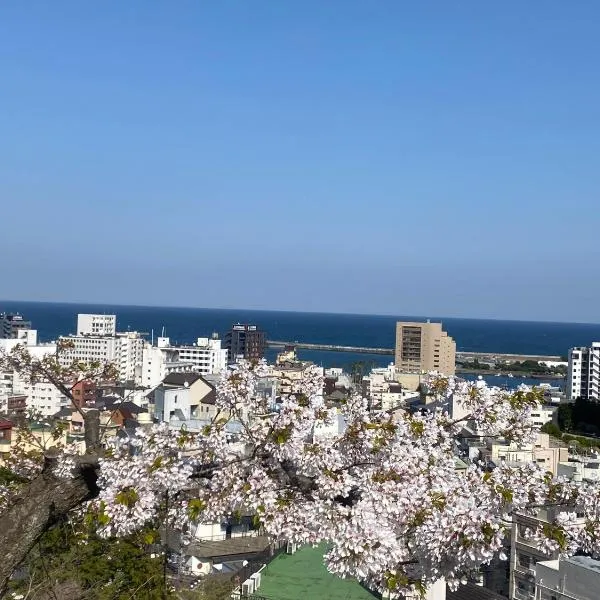 ヴィラマーレ熱海（Villa Mare Atami）、熱海市のホテル