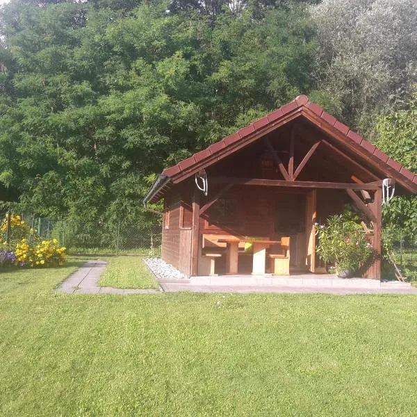 Tiny Home am Bach, hotell i Scharnstein