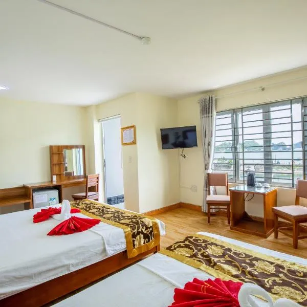 Ngọc Linh 2 SeaView Hotel, hotel u gradu Kat Ba