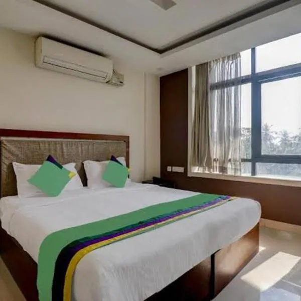 Rotano Glitz Inn - Glitz Inn Calicut, khách sạn ở Ferokh