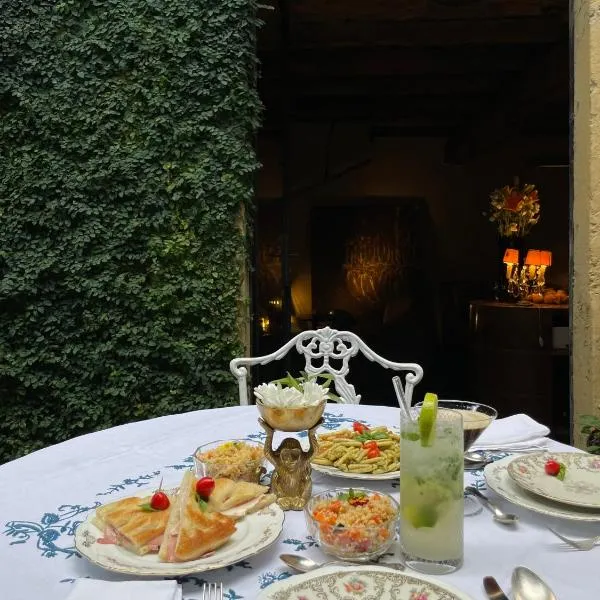 Palazzo Albricci Peregrini, hotel v destinaci Como