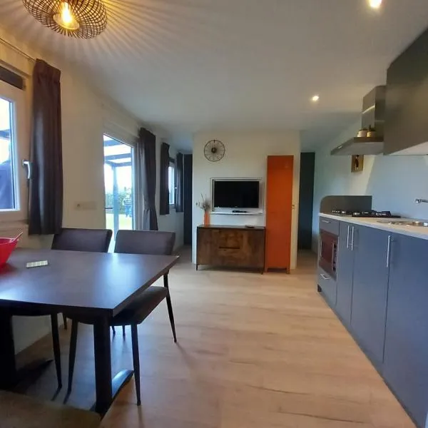 Chalet Oppe Hook, hotell sihtkohas Kessel