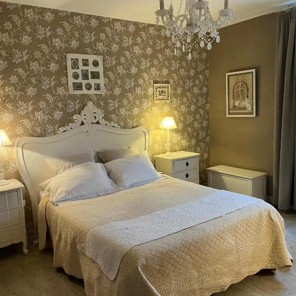 Chez Elodie, hotel en Pressigny