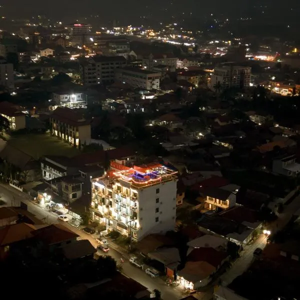 Confetti Garden Hotel, hotell i Vang Vieng