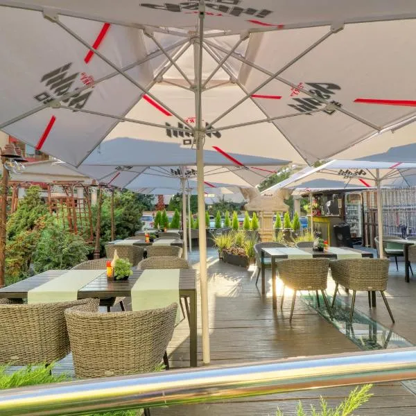 3 Bedroom Apartment in Herastrau Area, khách sạn ở Bucureşti