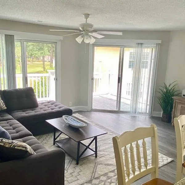 Booking Fast! Golf, Beach, and Relaxation! A Great Place for ALL!, hotel in Calabash