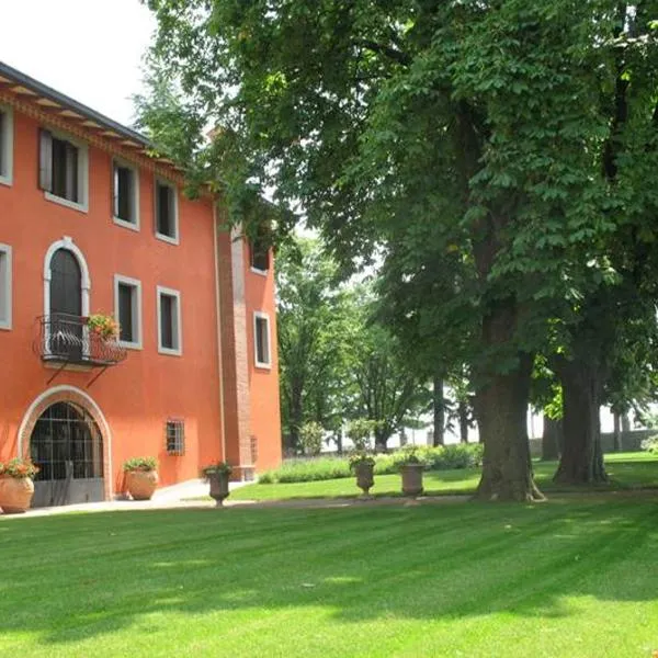 Villa Chiopris、パルマノーヴァのホテル