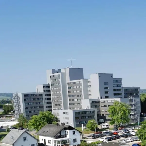 Stadthotel Hollabrunn, hotel in Pernersdorf